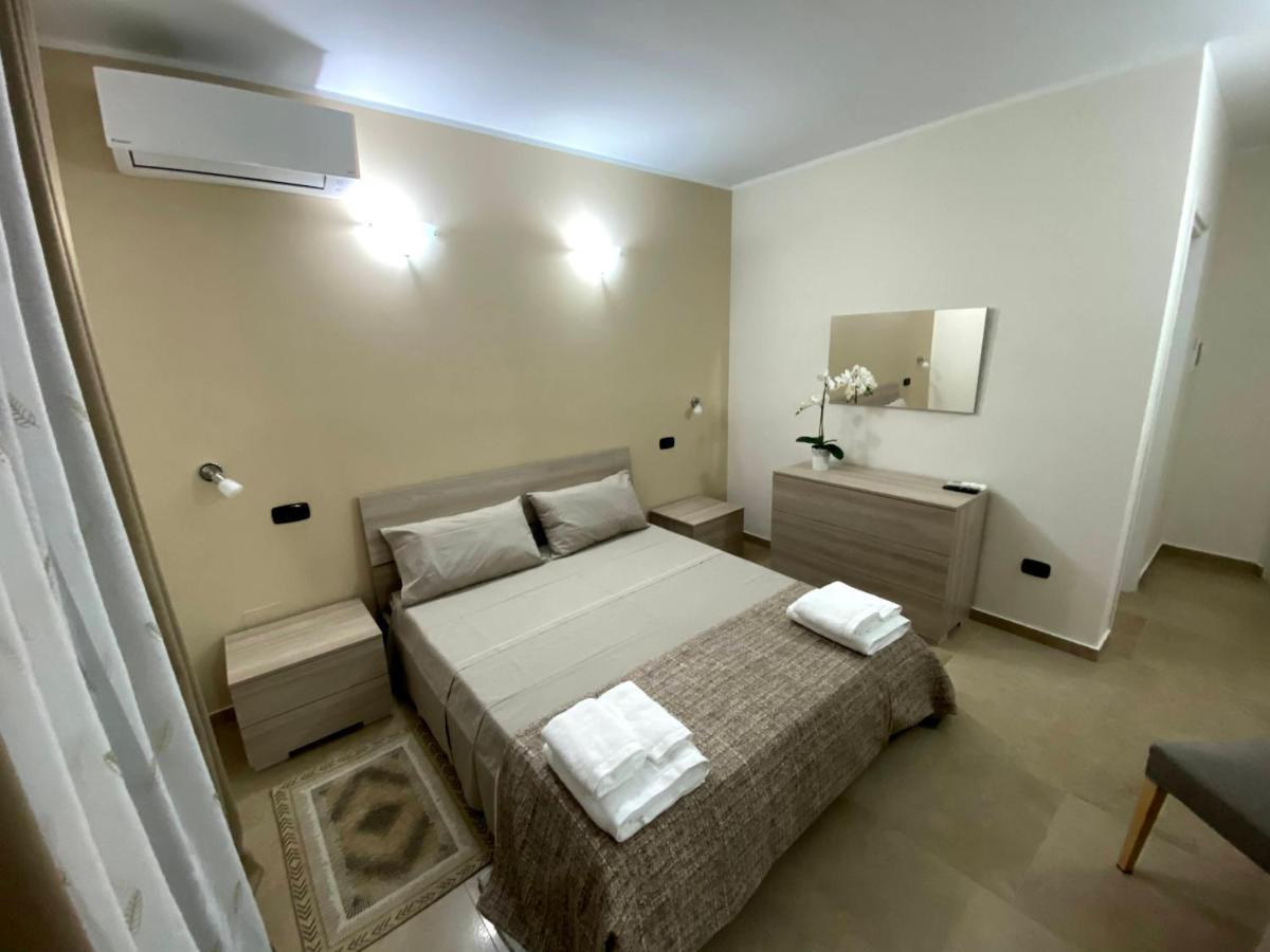B&B Mediterraneo Торре-Мелисса Экстерьер фото